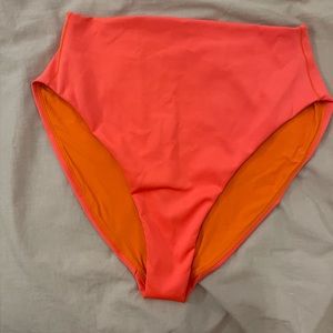 Left on Friday XXL Hi Hi Bottom